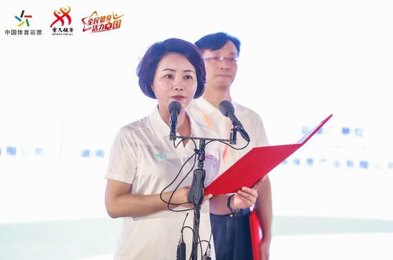 (長沙市政協副主席、市體育局局長李平致辭)